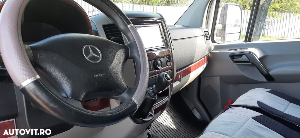 Mercedes-Benz Sprinter - 4