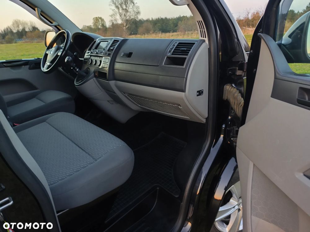 Volkswagen Transporter - 21