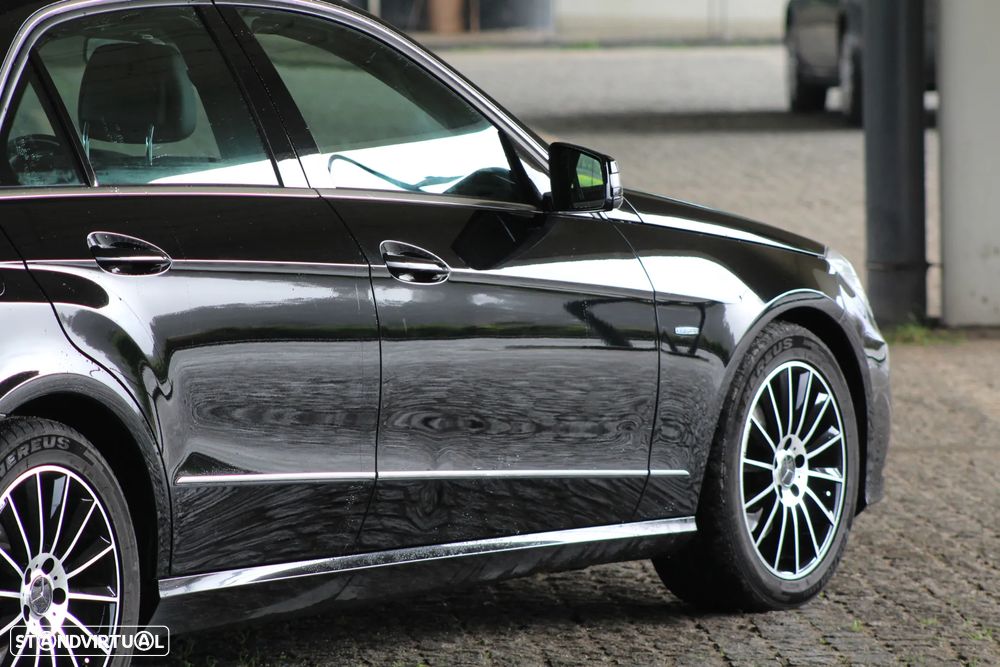 Mercedes-Benz E 250 CDI Avantgarde BlueEfficiency Auto. - 12