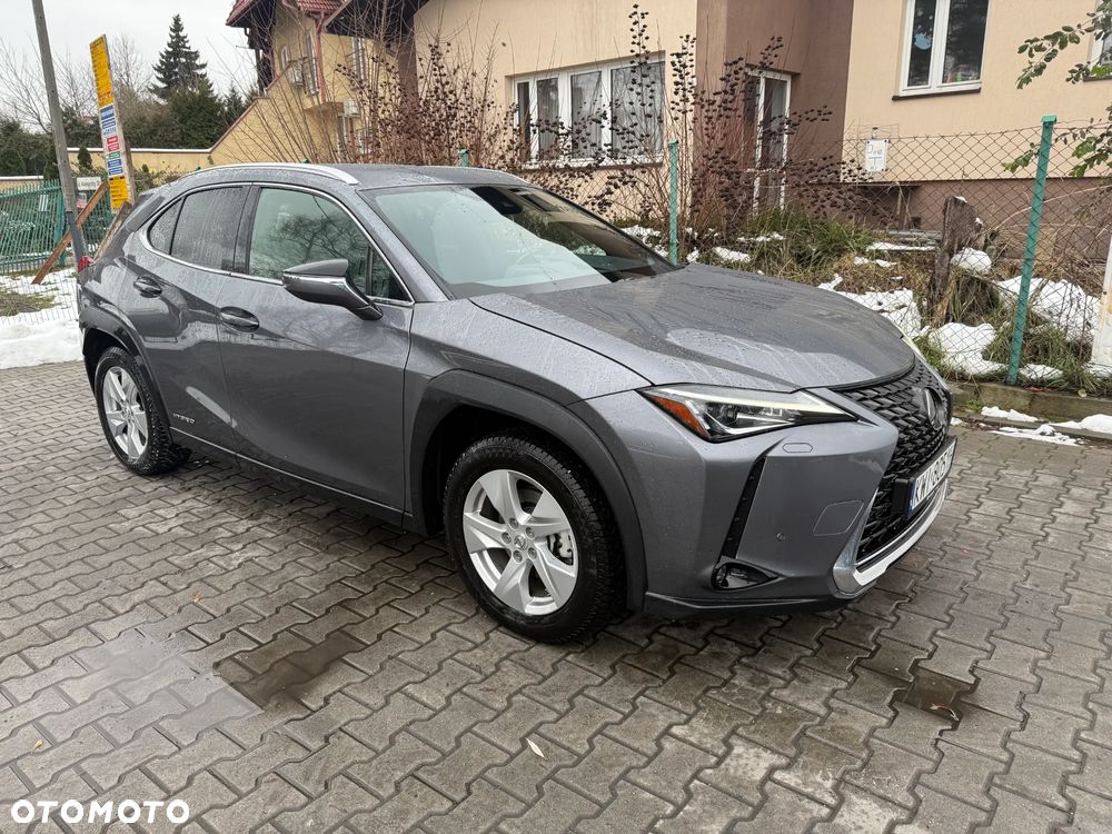 Lexus UX - 24