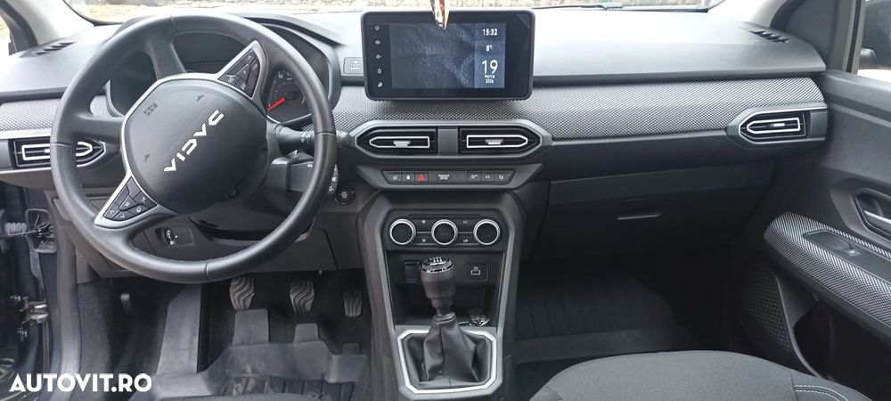 Dacia Logan TCe 90 MT6 Prestige+ - 10