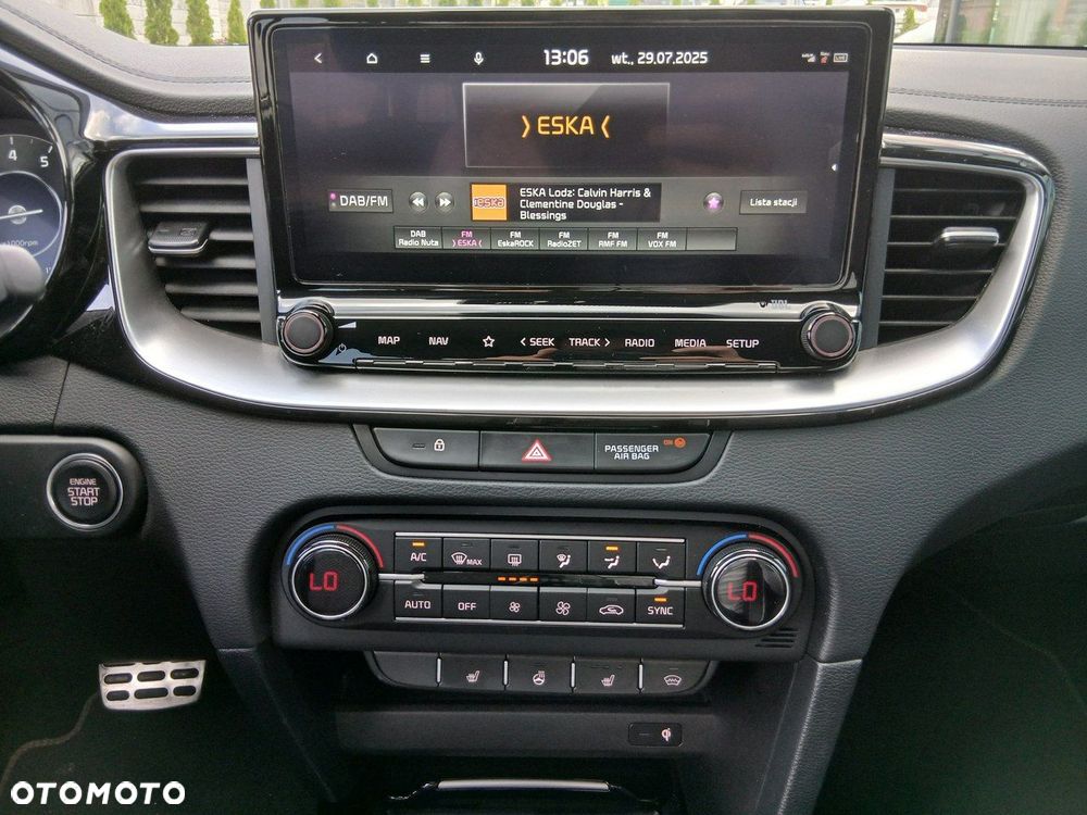 Kia Ceed - 28