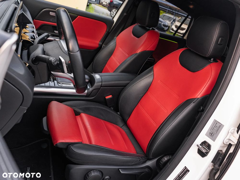 Mercedes-Benz GLA 250 AMG Line - 4