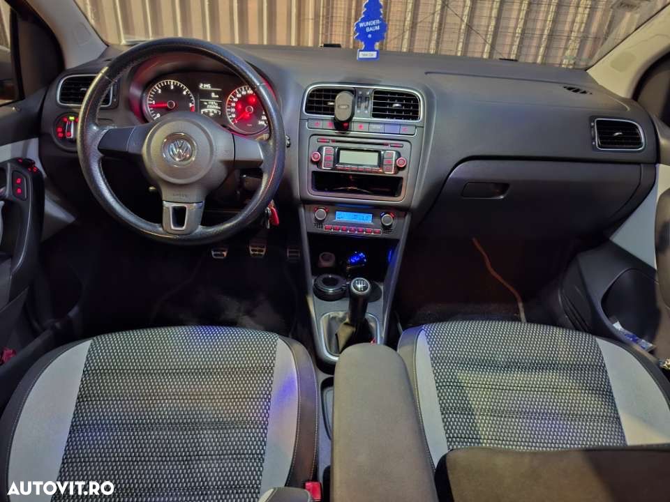 Volkswagen Polo 1.6 TDI CR DPF Highline - 3