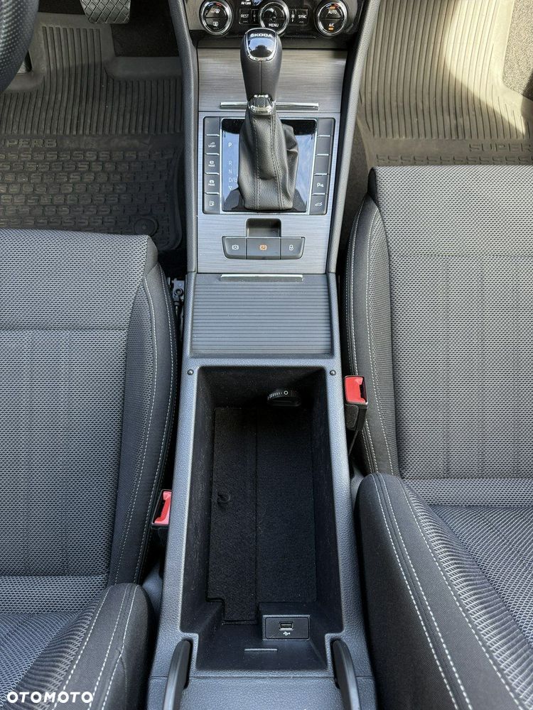 Skoda Superb - 33