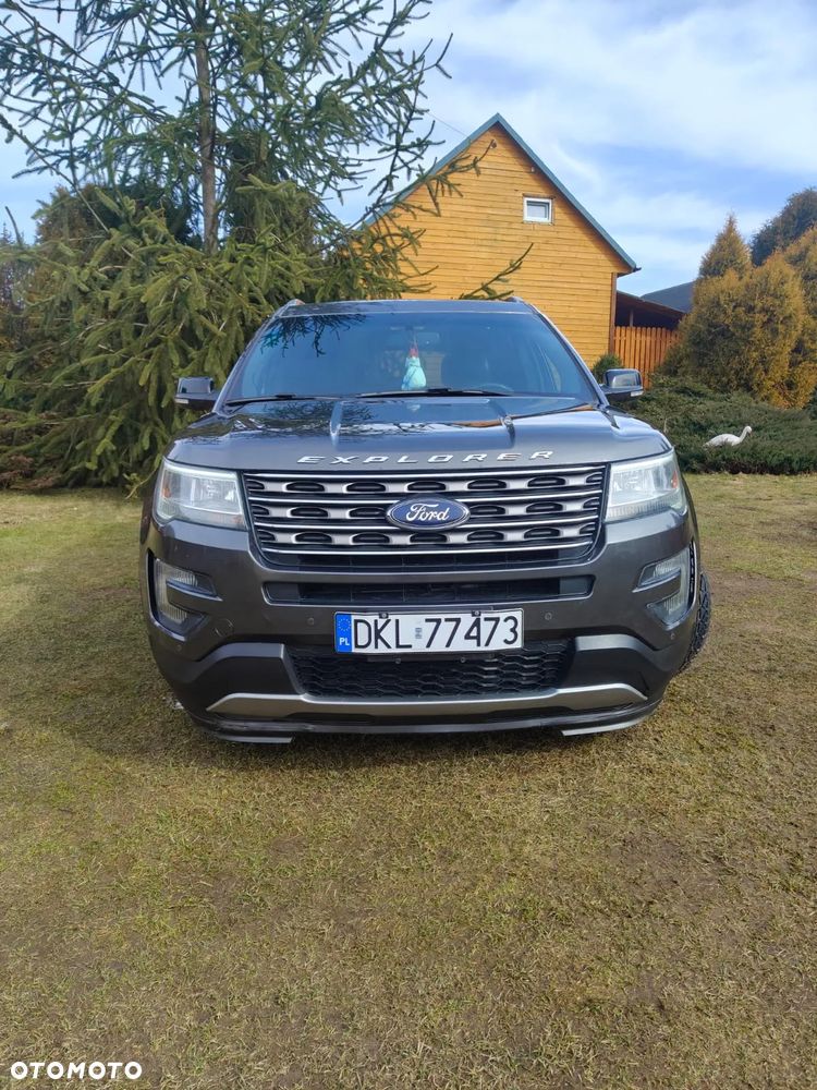 Ford Explorer - 3