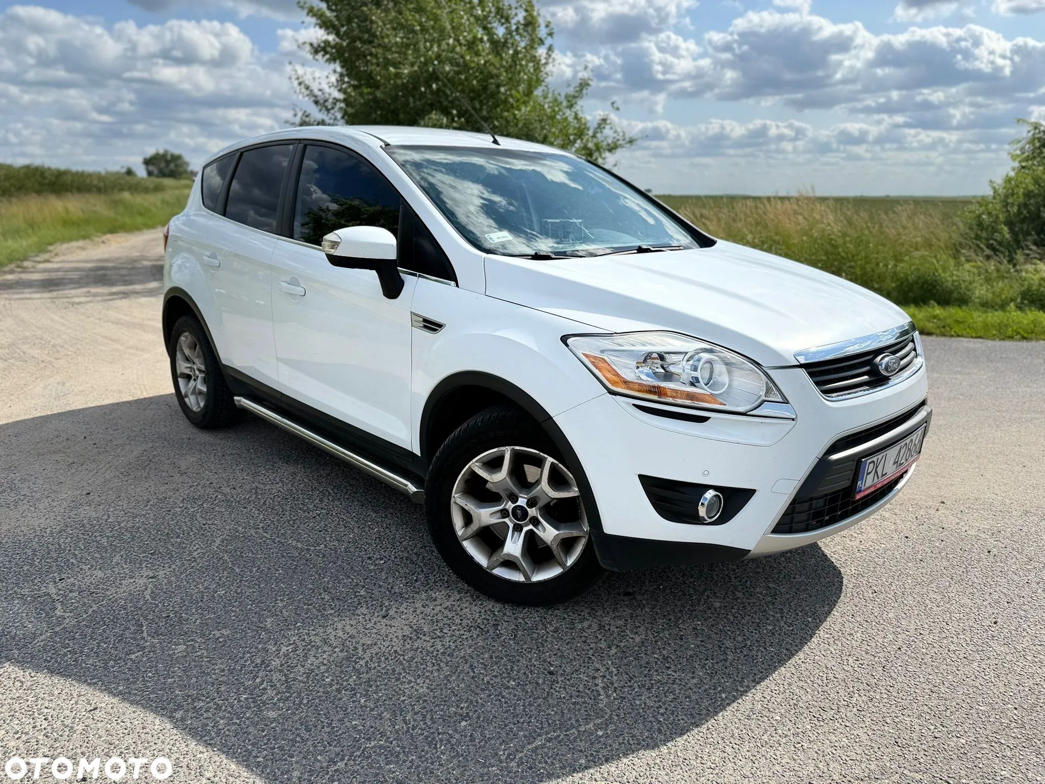 Ford Kuga - 1