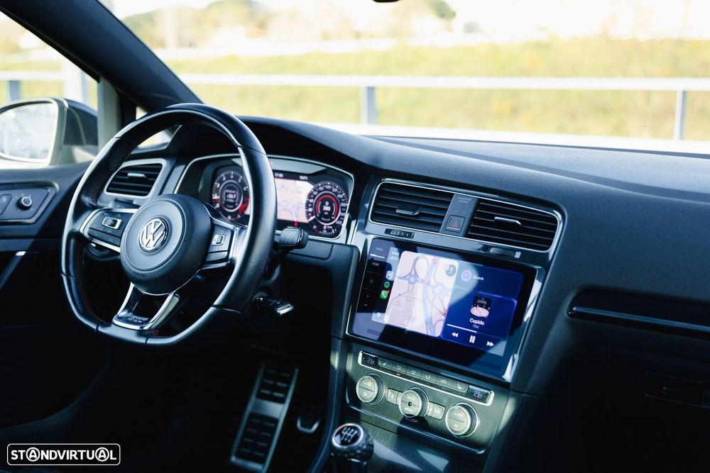 VW Golf GTI Performance BlueMotion - 24