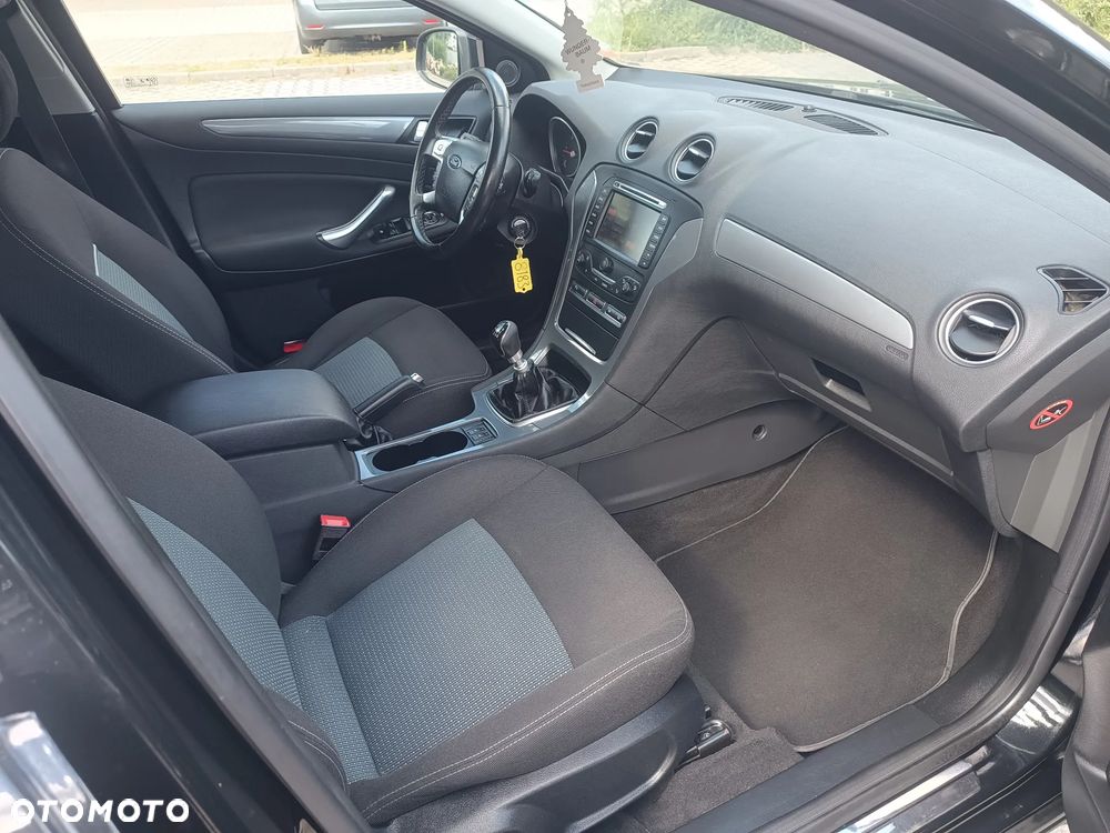 Ford Mondeo 2.0 TDCi Titanium - 15