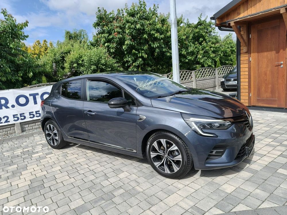 Renault Clio - 1