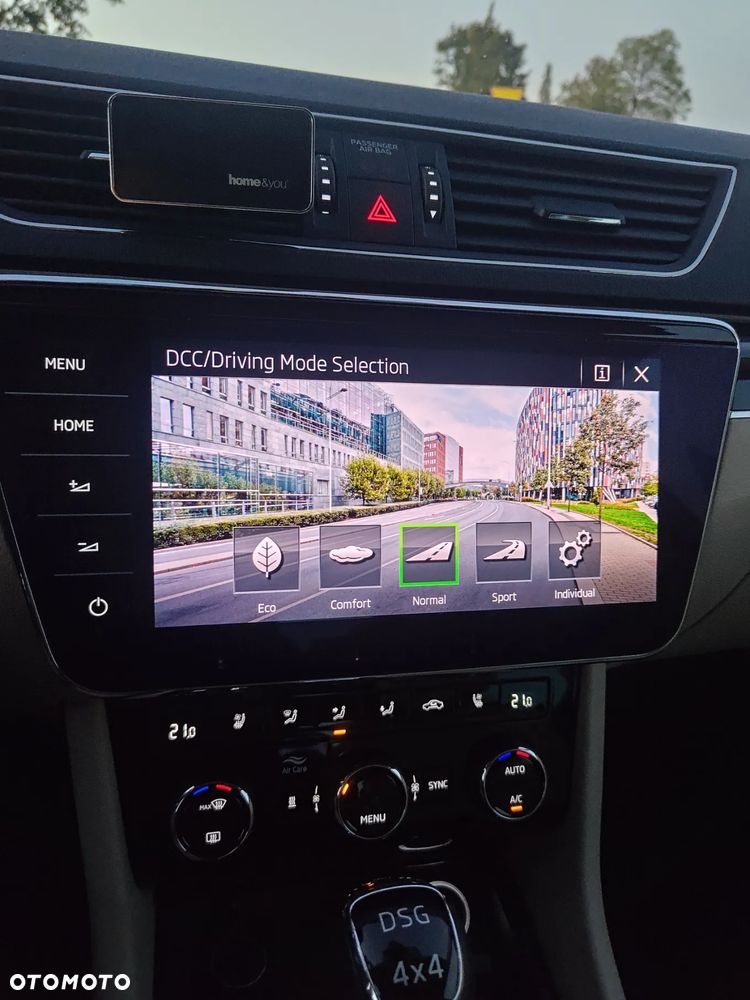 Skoda Superb 2.0 TDI 4x4 L&K DSG - 17