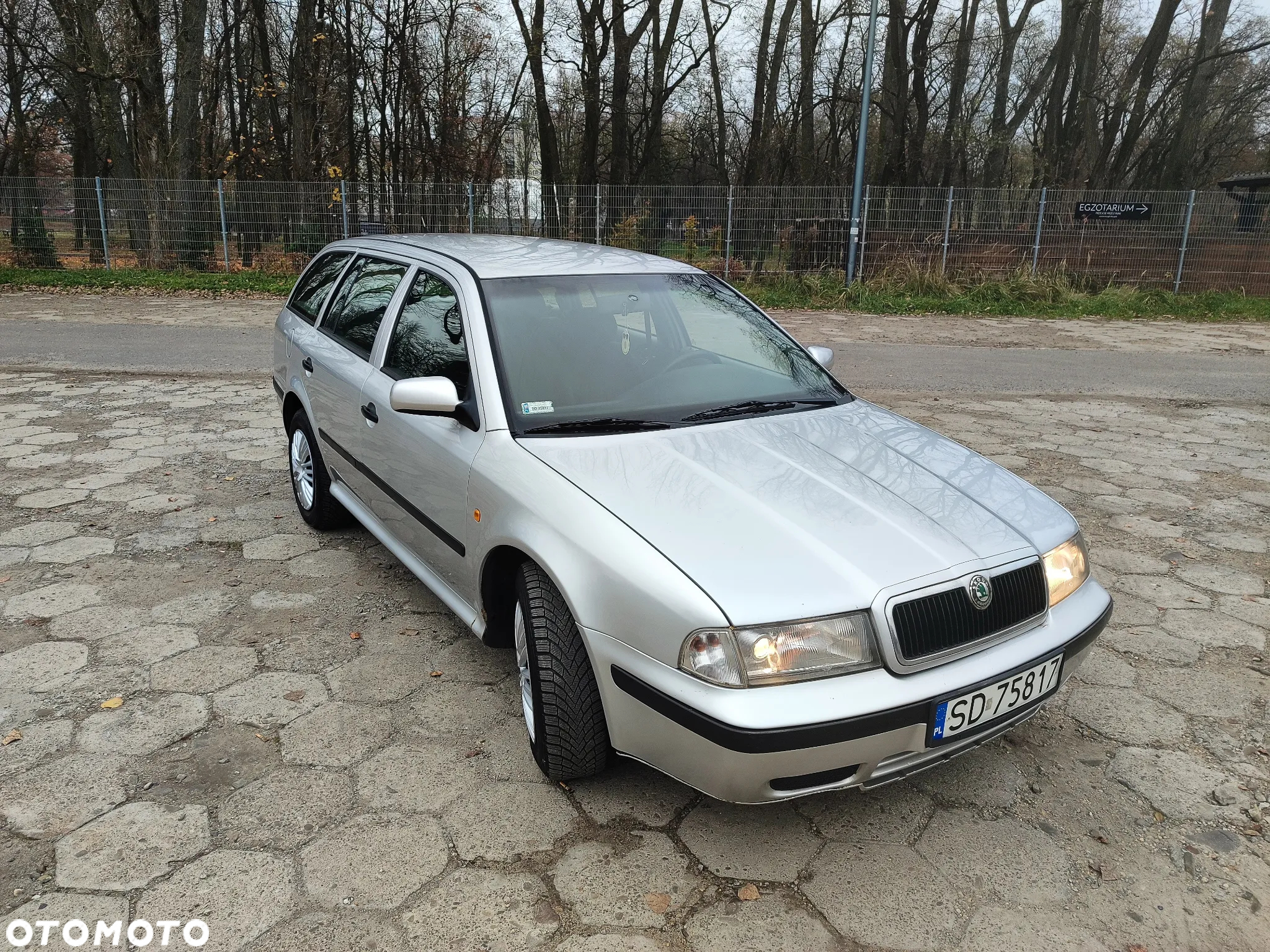 Skoda Octavia 1.8 GLX - 3