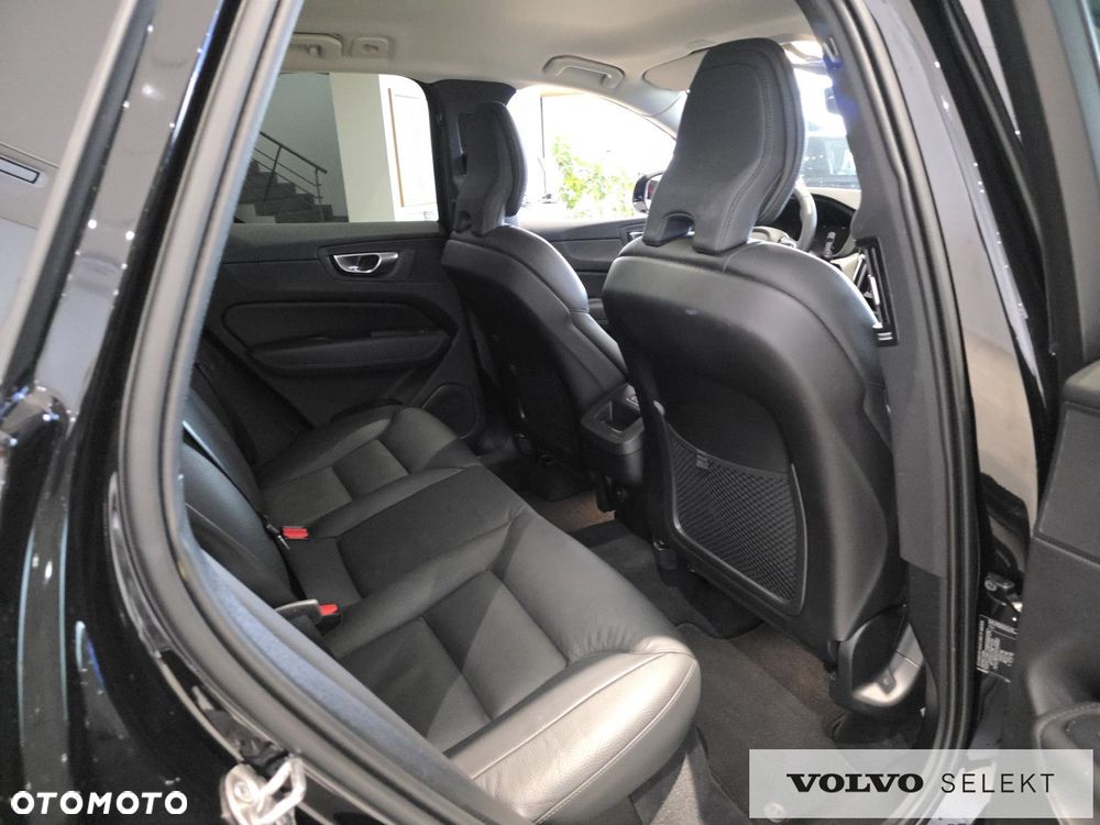 Volvo XC 60 - 24