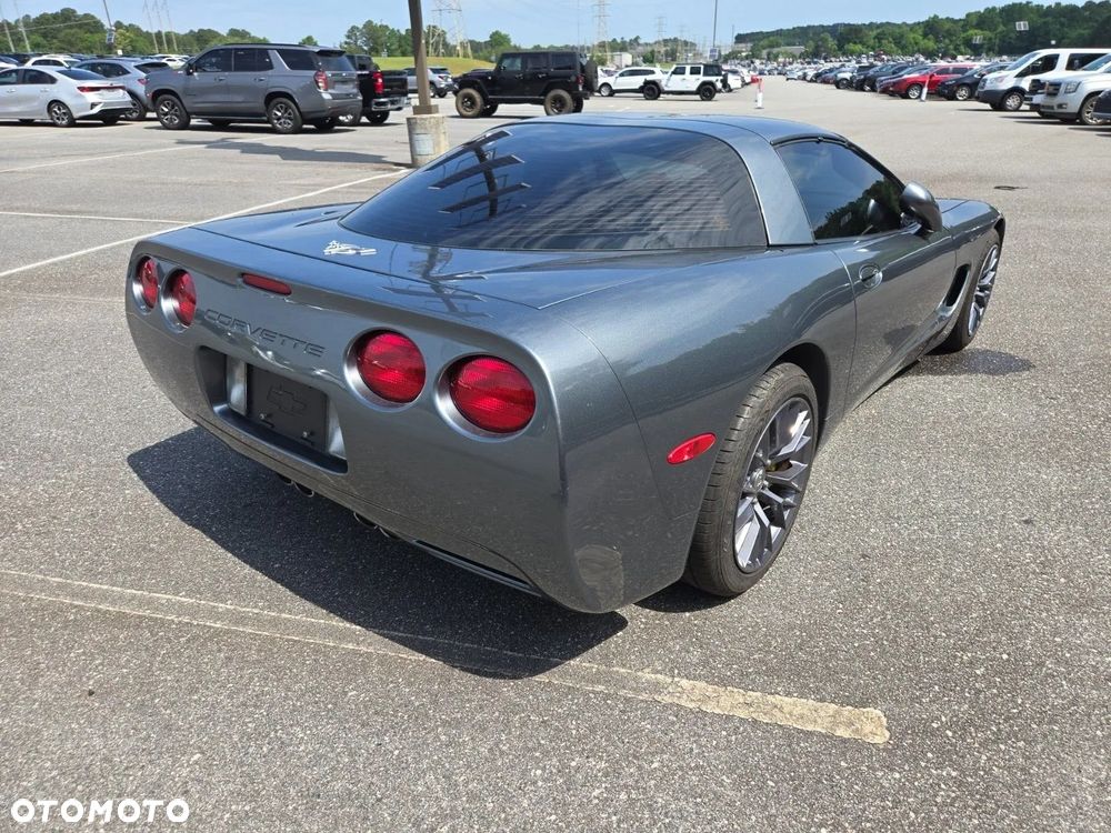 Chevrolet Corvette 5.7 - 4