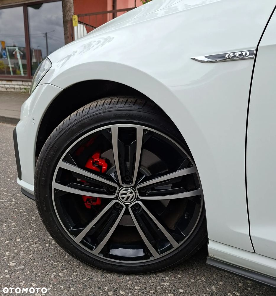 Volkswagen Golf GTD (BlueMotion Technology) DSG - 32