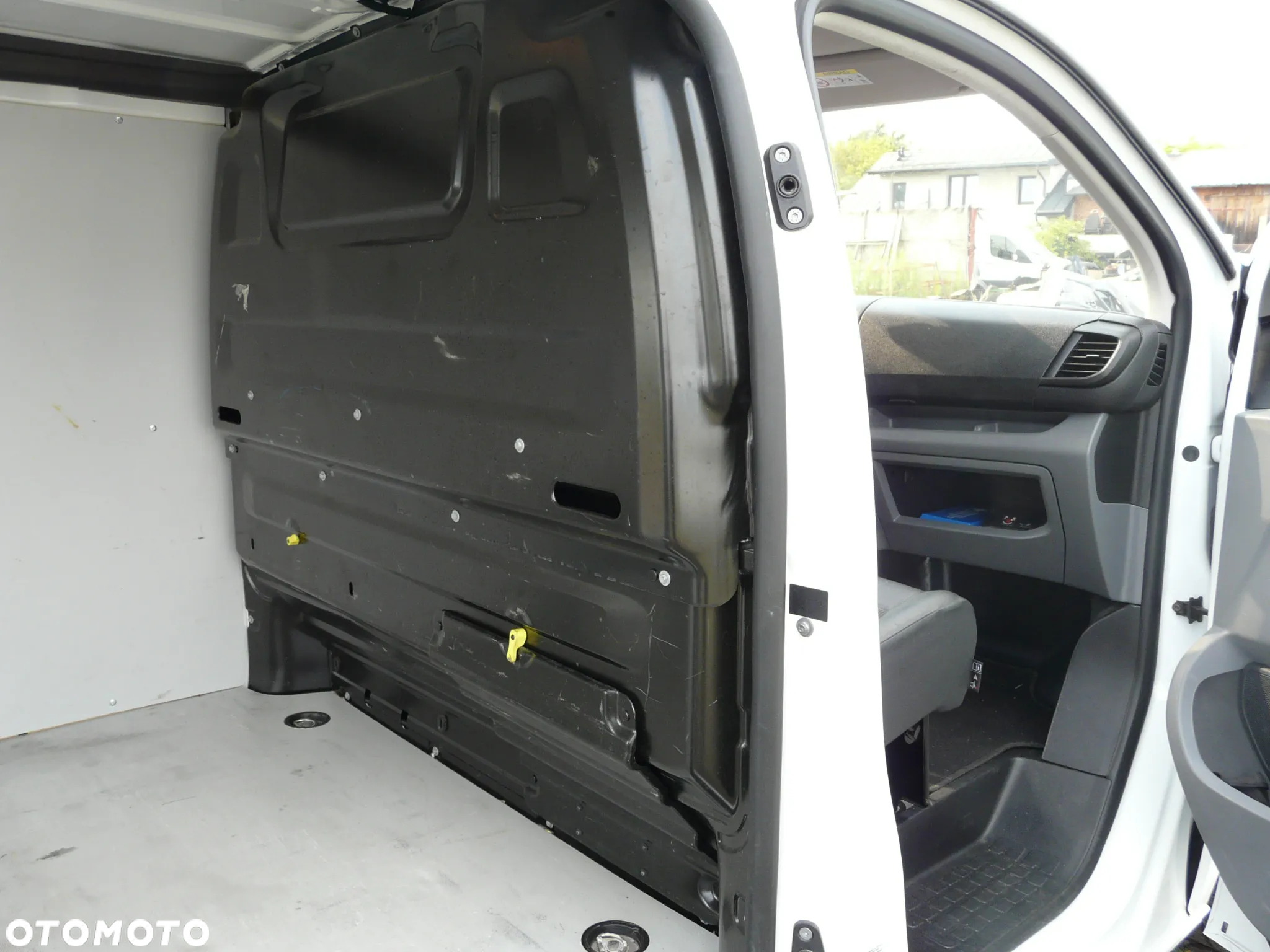 Opel Vivaro Odpowiednik Peugeot Expert - 21