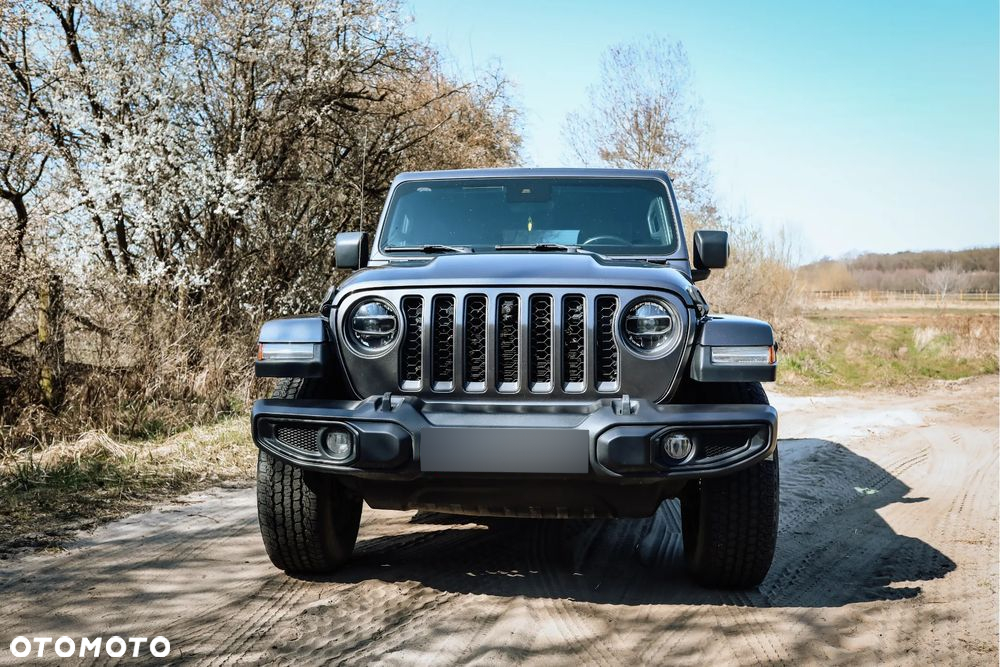 Jeep Wrangler - 2