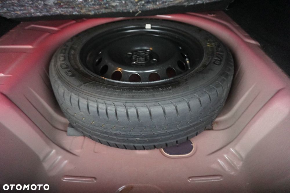 Dacia Logan 0.9 TCE Laureate - 22