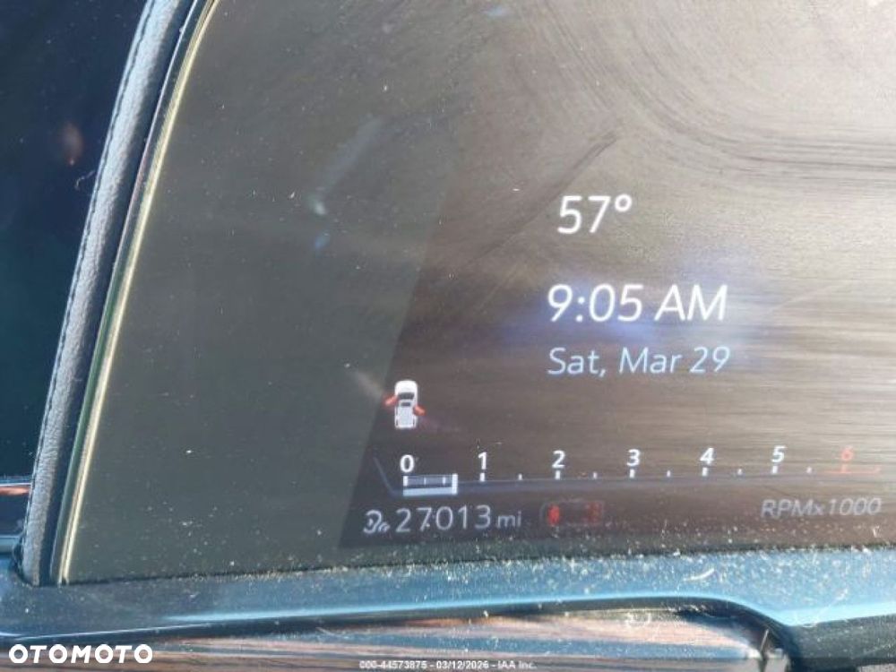 Cadillac Escalade - 12