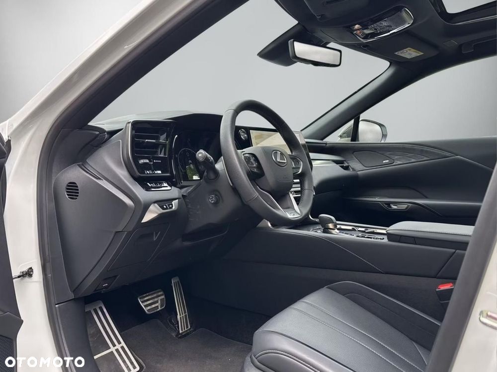 Lexus RX - 10