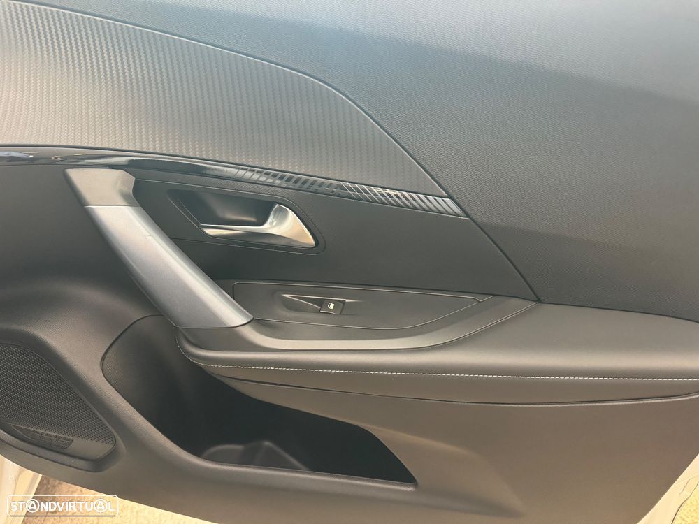 Peugeot e-2008 50 kWh Allure Pack - 2