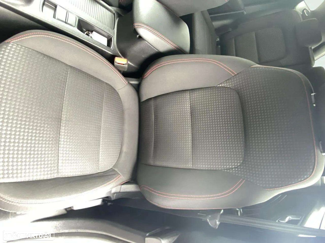 Ford Kuga 1.5 TDCi EcoBlue ST-Line - 16