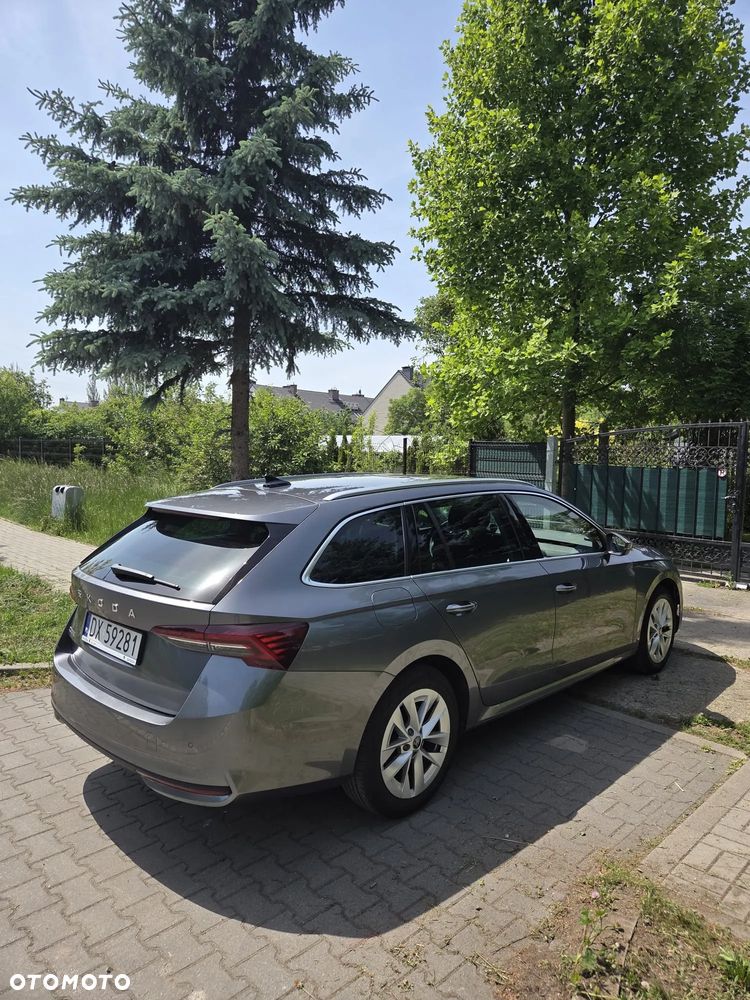 Skoda Octavia 1.5 TSI mHEV Selection DSG - 23