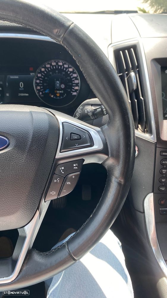 Ford S-Max 2.0 TDCi Titanium - 36