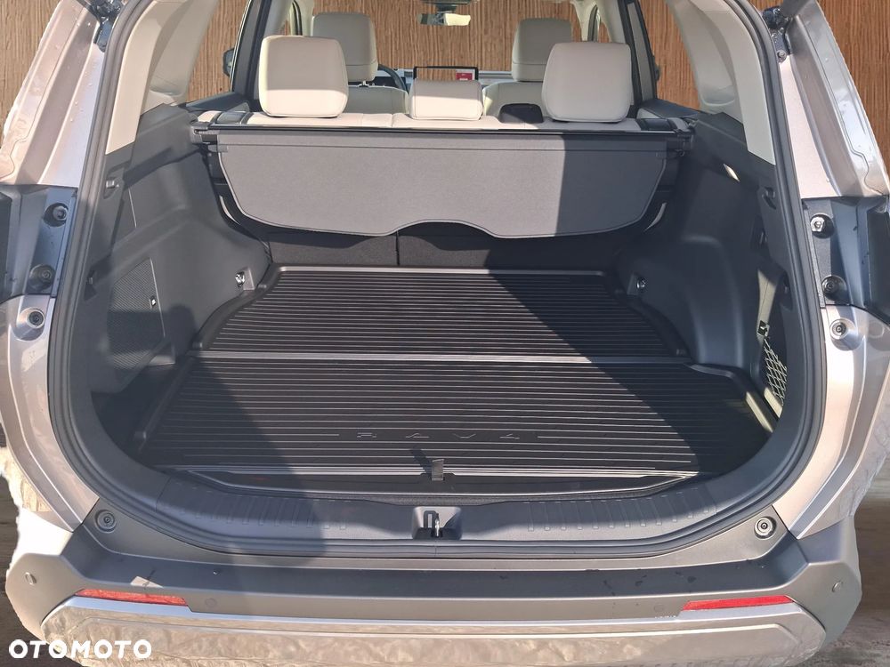 Toyota RAV4 2.5 Hybrid Dynamic Force Executive 4x4 e-CVT - 11