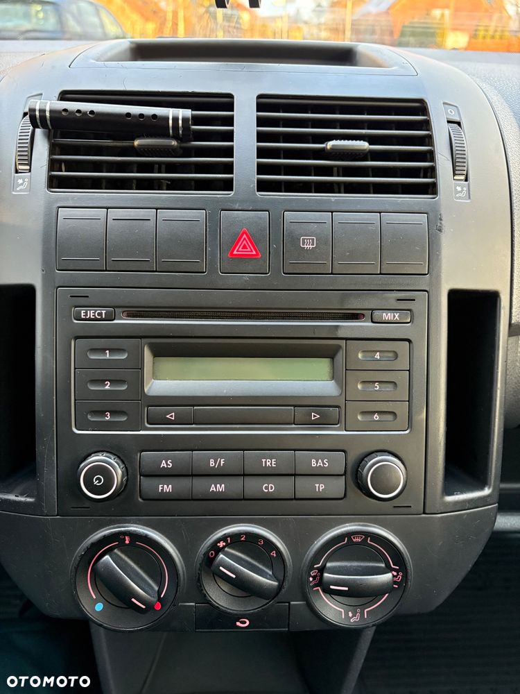 Volkswagen Polo 1.2 Trendline - 29