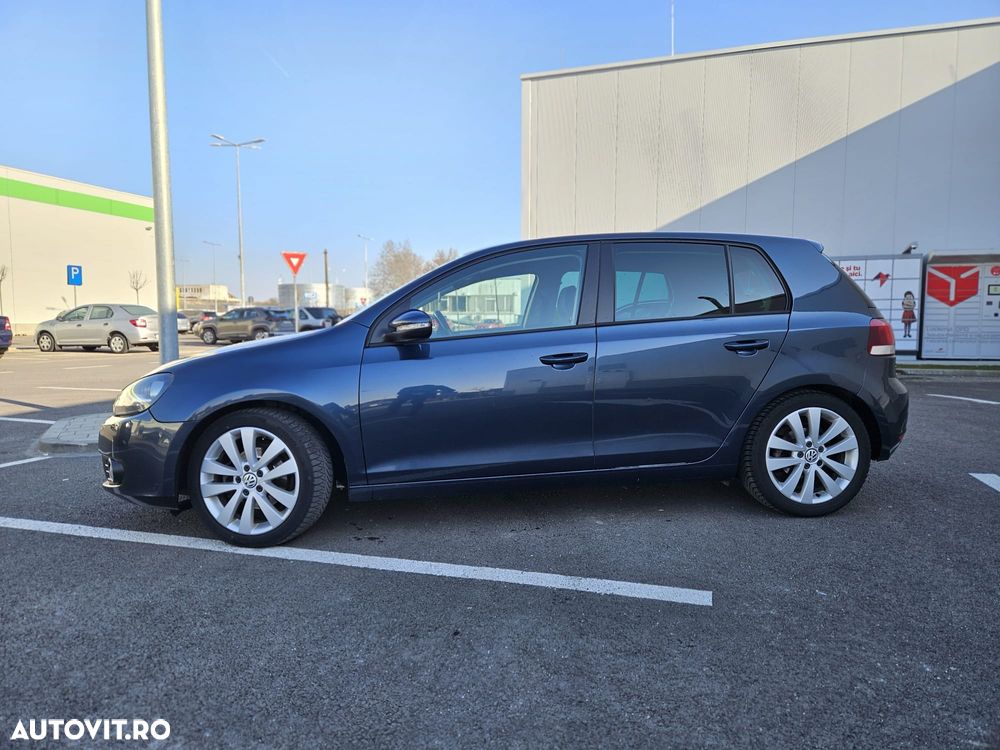 Volkswagen Golf - 2
