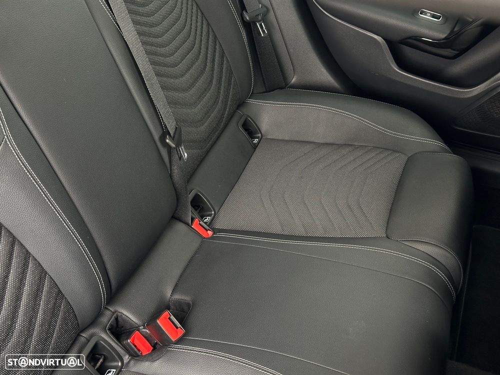 Mercedes-Benz A 180 d 7G-DCT Edition 1 - 37