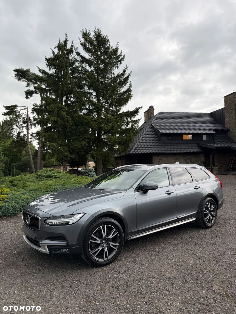 Volvo V90 D5 AWD Inscription - 4