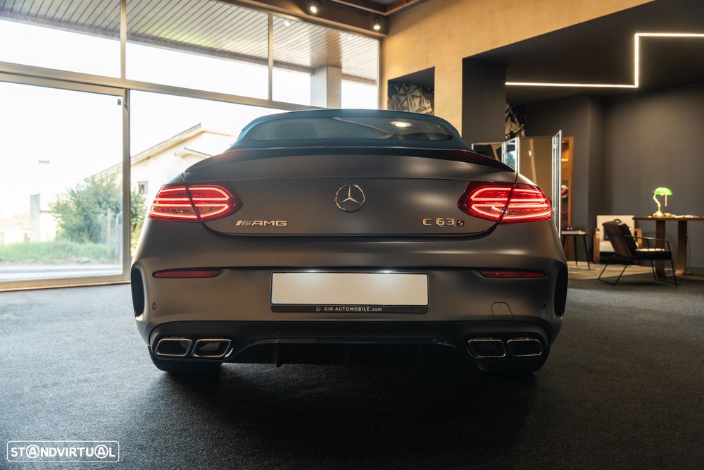 Mercedes-Benz C 63 AMG - 4