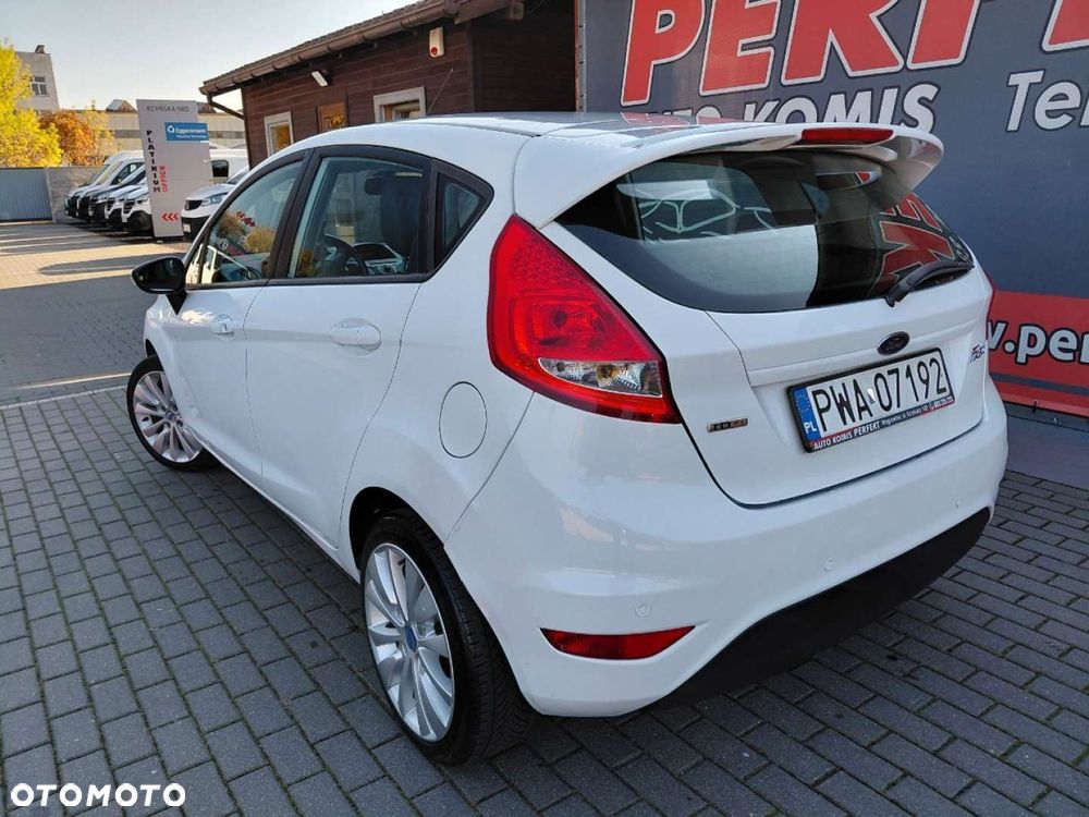 Ford Fiesta - 6