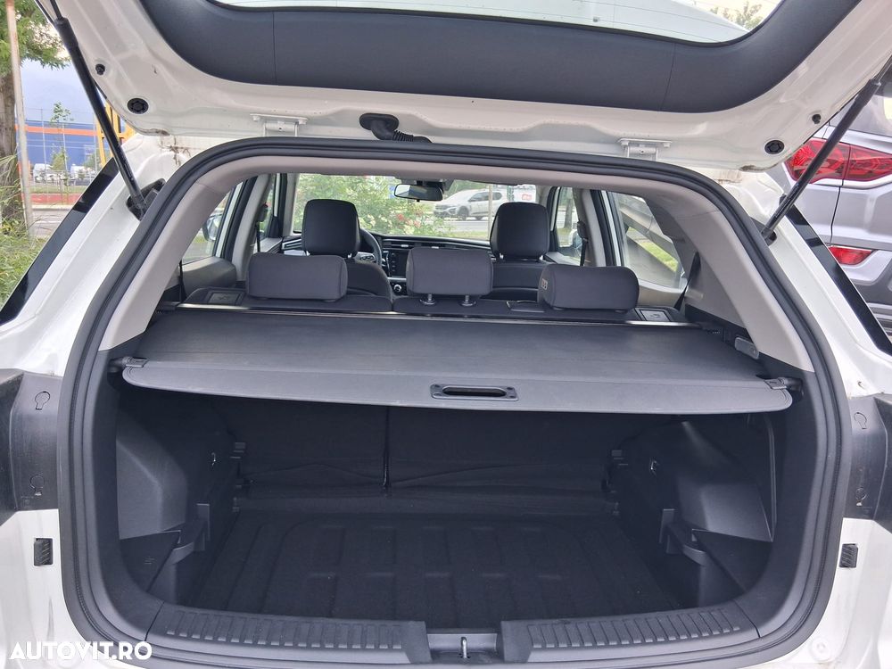 SsangYong Korando - 12