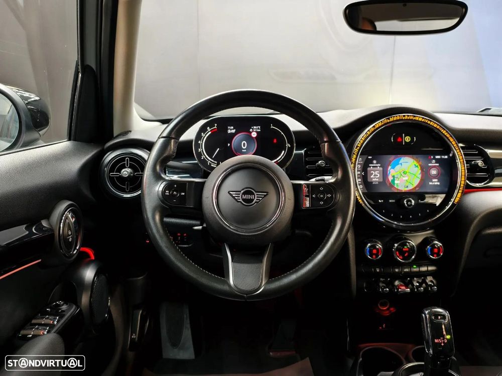 MINI 5 Portas Cooper Camden Edition Auto - 6