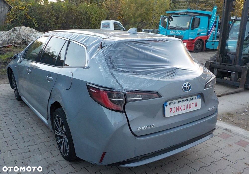 Toyota Corolla - 10