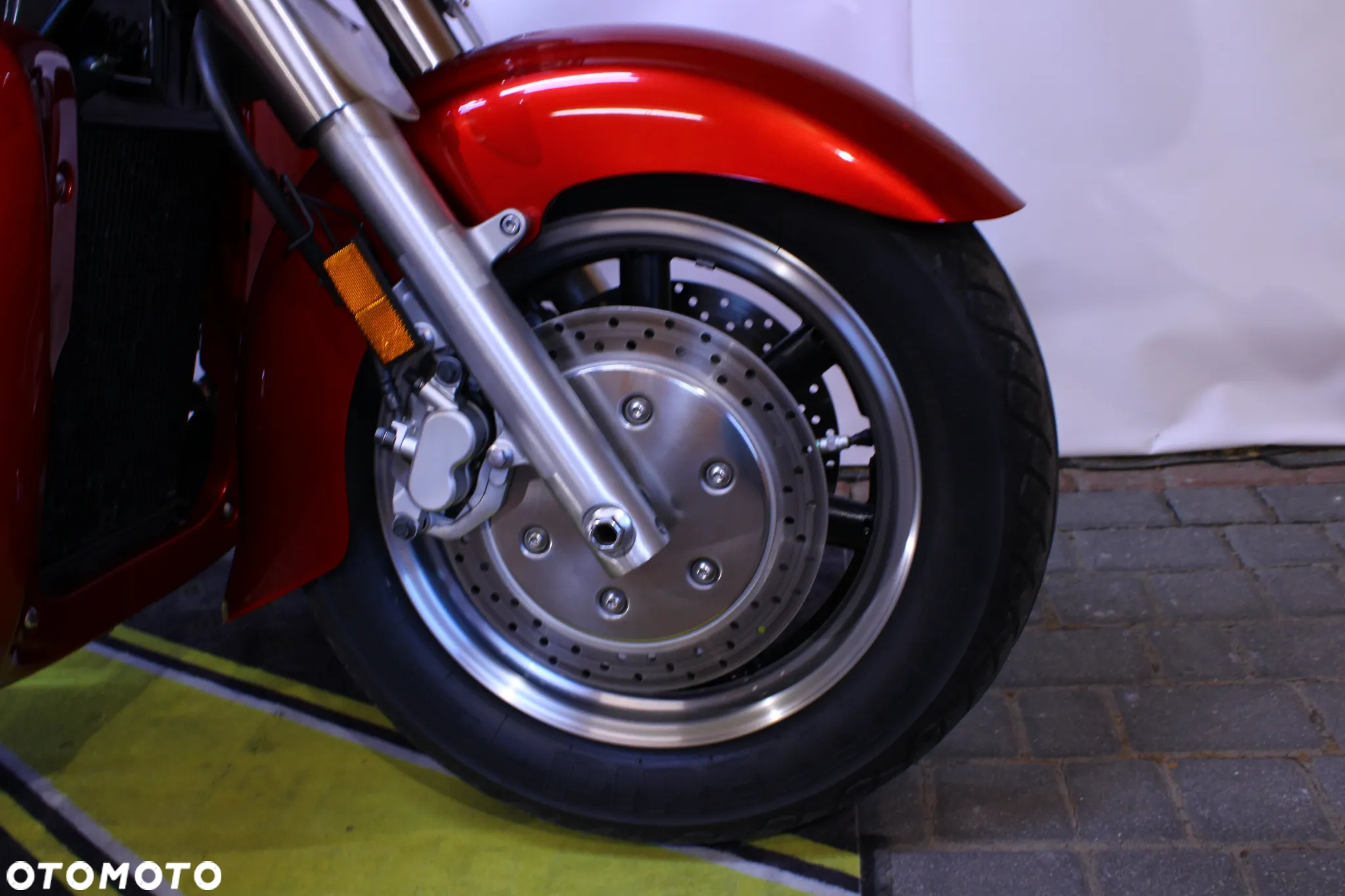 Yamaha XVZ - 22