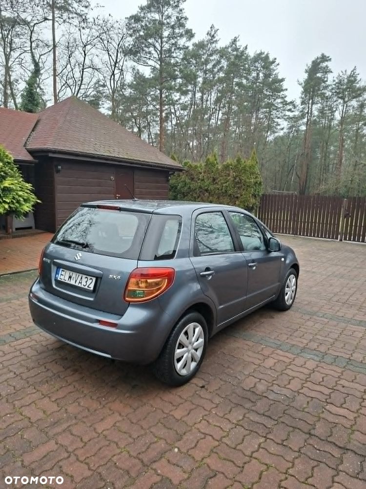 Suzuki SX4 1.6 GLX / Comfort - 3