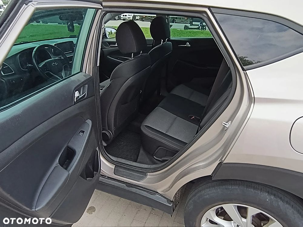 Hyundai Tucson 1.6 GDi Comfort 2WD - 20