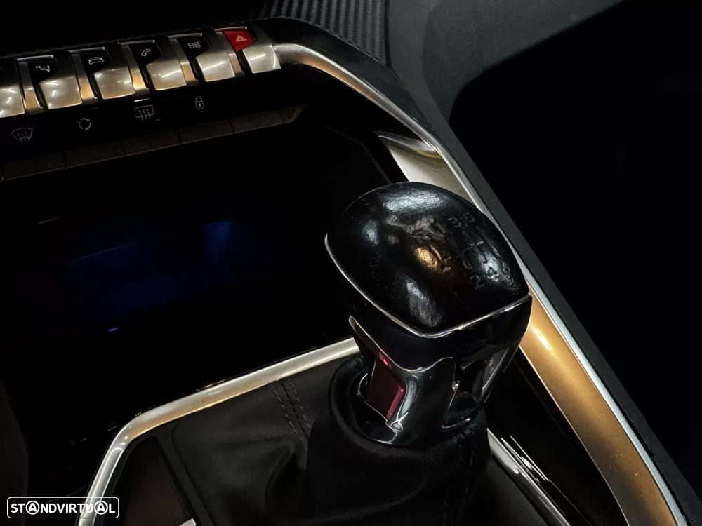 Peugeot 3008 1.5 BlueHDi Active Pack - 29