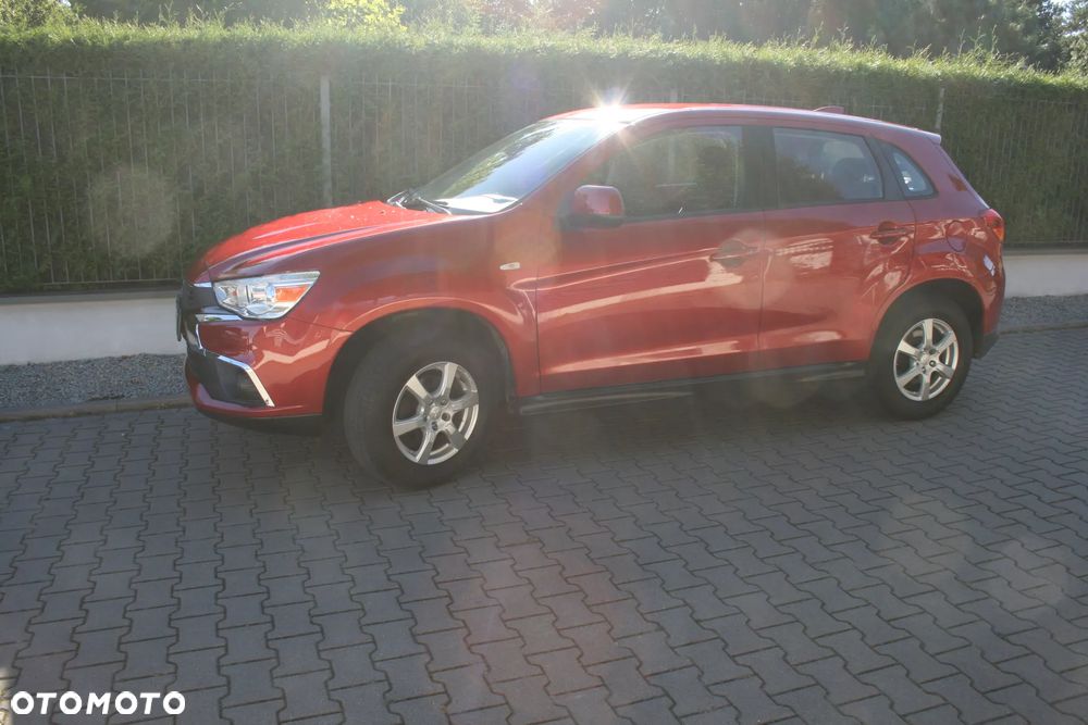 Mitsubishi ASX 1.6 Black Edition - 10