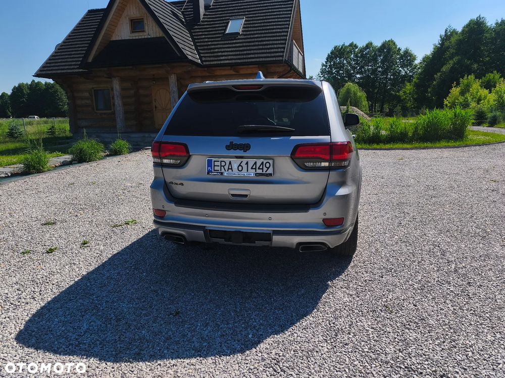 Jeep Grand Cherokee 5.7 V8 Overland Summit - 28