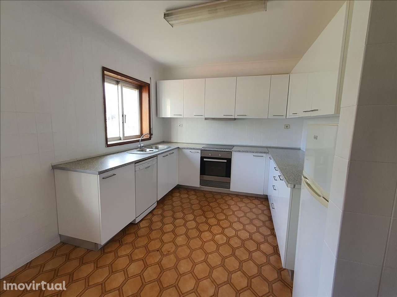 Excelente Moradia T3 de 121 m2 a Poucos Metros da Praia em Arcozelo - Grande imagem: 5/20