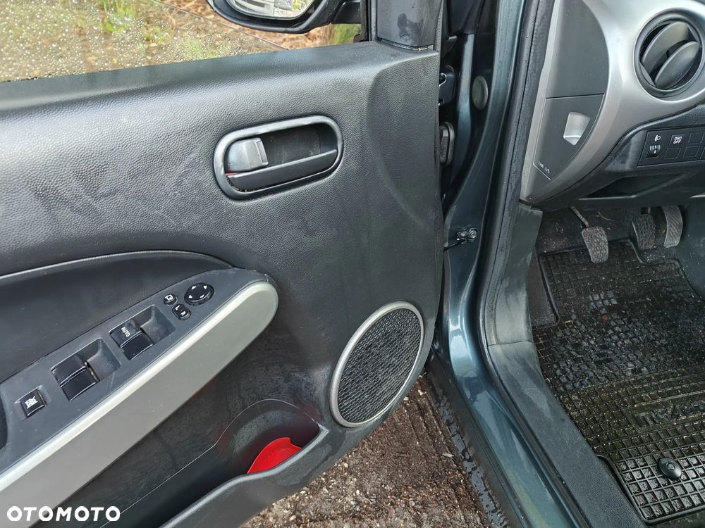 Mazda 2 1.3 Exclusive - 15