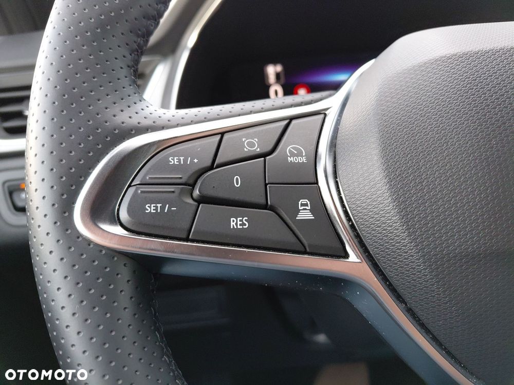Renault Captur 1.3 TCe mHEV Techno EDC - 20