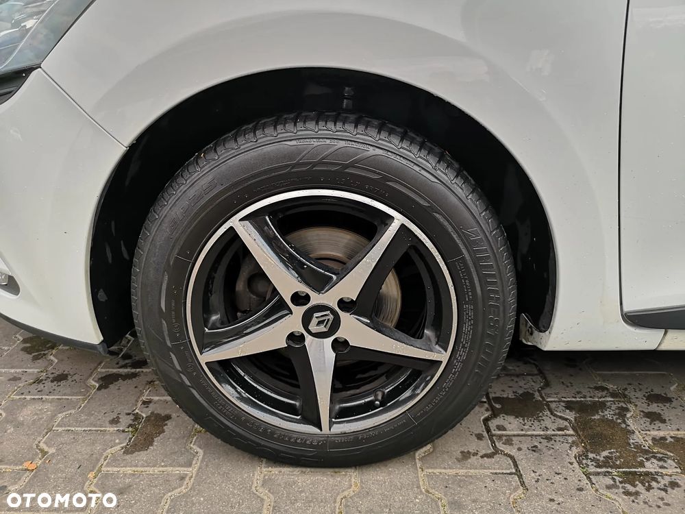 Renault Clio 1.5 dCi Alize - 14