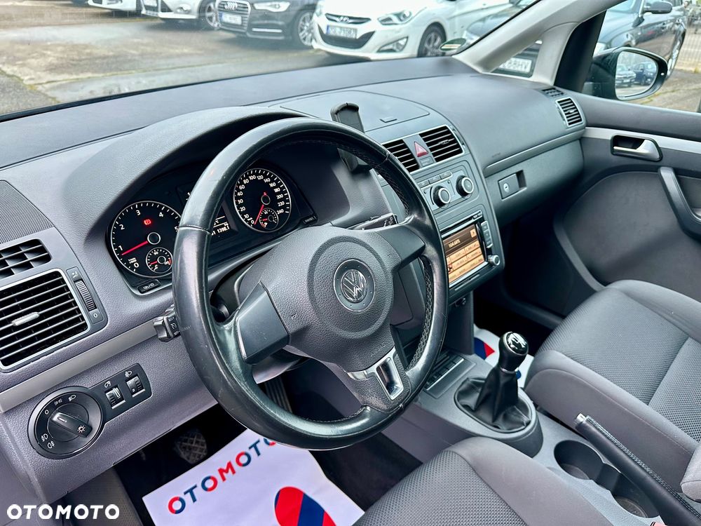 Volkswagen Touran 1.6 TDI DPF BlueMot Trendline - 13