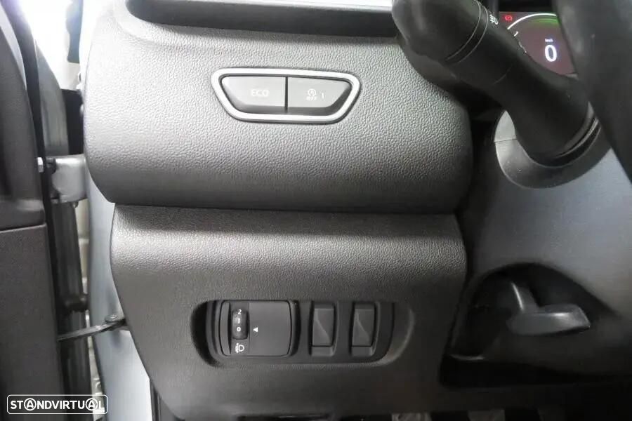 Renault Kadjar 1.3 TCe Intens — fotografia 13